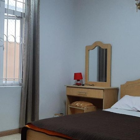 Ground Floor Lovely Two Bedrooms Apartment Flic-en-Flacq Exterior foto